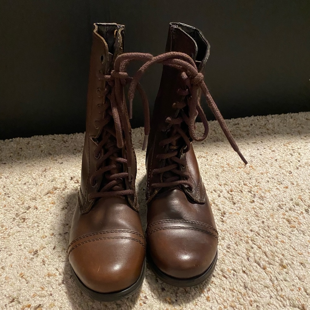 Steve Madden boots size 7